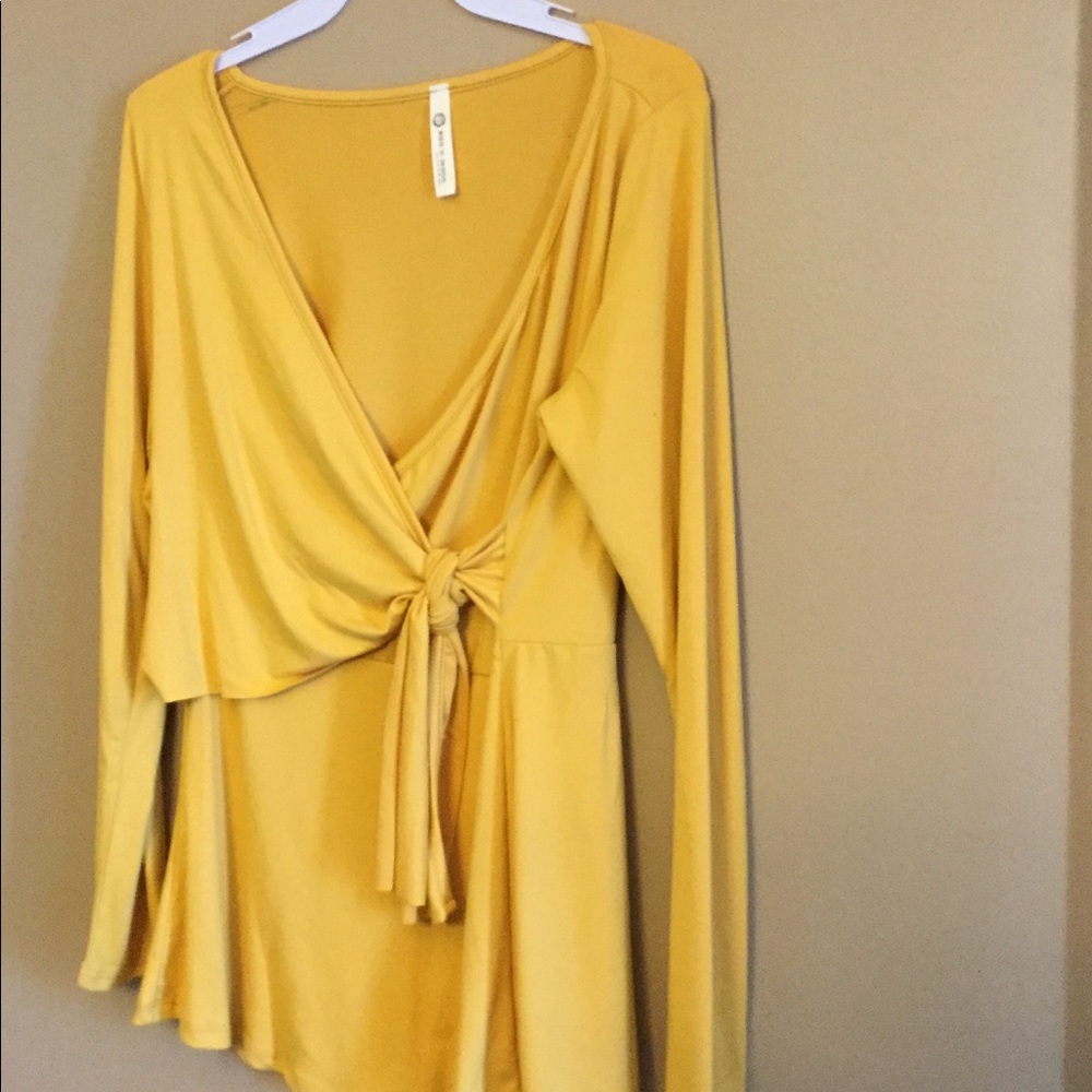 Mustard surplice top